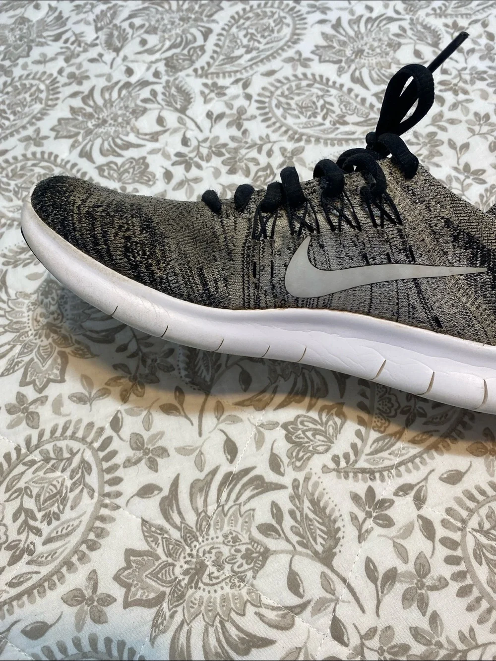 Nike Black & White Knit Running Sneakers